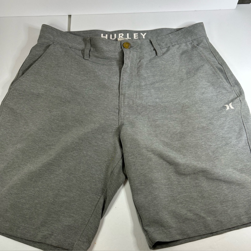 Men’s 34 Hurley hybrid grey strip shorts pockets button zip